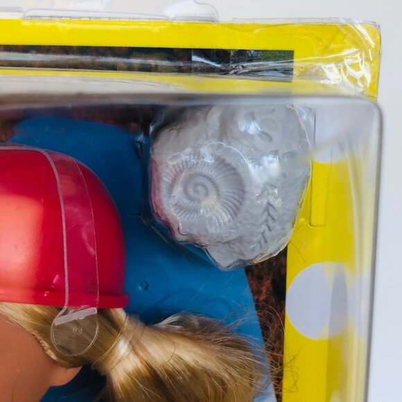New in Box-Mattel-Barbie Careers Paleontologist Doll w/ Fossil Stone - Picture 8 of 15